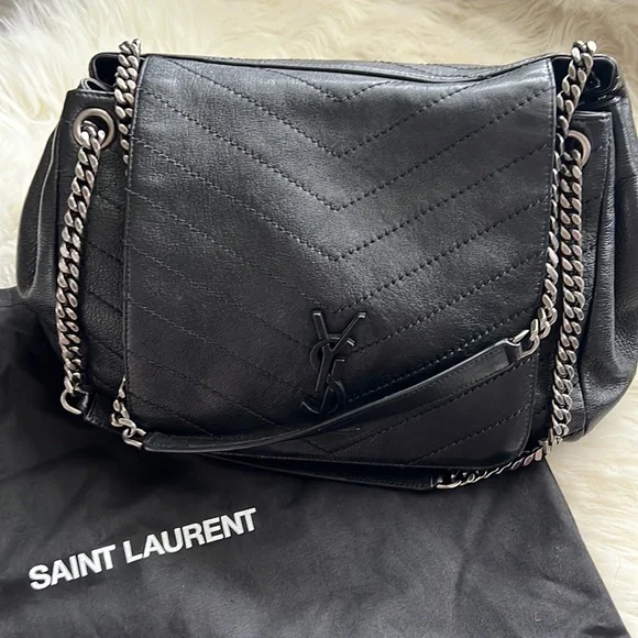 Yves Saint Laurent Nolita Leather Shoulder Bag Medium - Picture 3 of 8